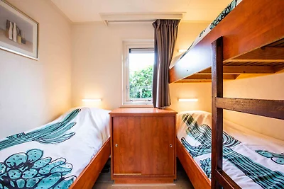 Comfortabel chalet in Noordwijkse zee op 2,5...