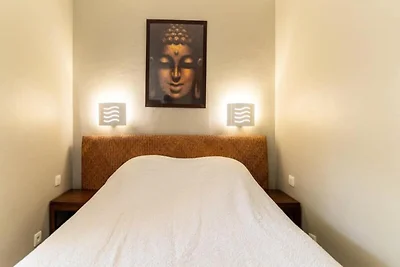 Residenz f�r sechs Personen mit Pool