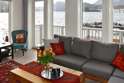 10 persoons vakantie huis in Brattvåg
