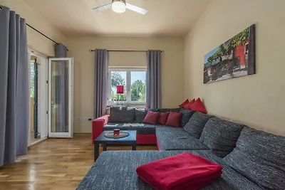Villa in Roškići met zwembad
