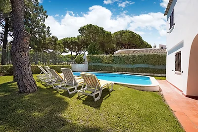 Herrliche Villa mit privatem Pool, Blick auf ...