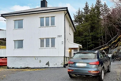 8 Personen Ferienhaus in Revsnes