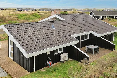 Luxe vakantiehuis met uitzicht op zee