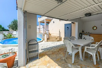 Apartment Panous 3