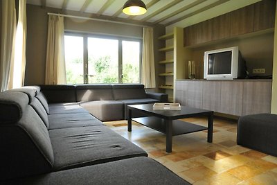 Komfortables Ferienhaus in Marche en Famenne