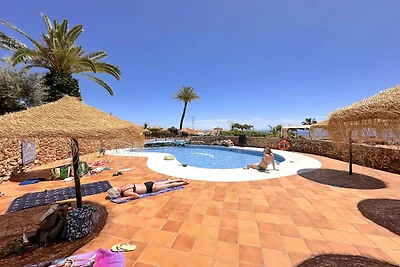 Reihenhaus in Nerja mit Meerblick & Pool