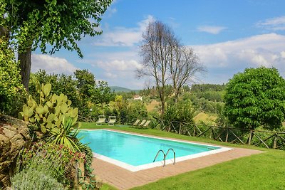 Schitterend Vakantiehuis Met Zwembad