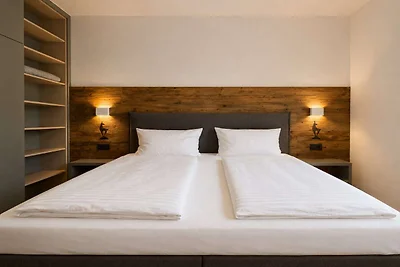 Chalet mit 2 Wohnungen in Gasteig in Tirol
