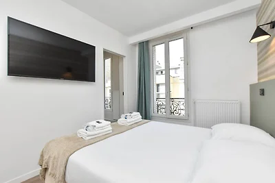 Intimes Studio – 2P – Beaugrenelle/Tour...