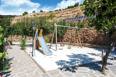 Rustico cottage a Laroya con piscina e...