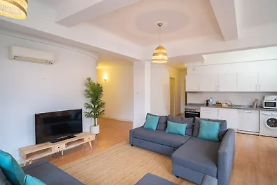 Modernes Apartment für 13 Gäste