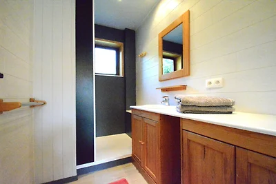 Chalet in Biטvre voor 9 personen