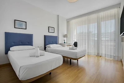 Appartamento vicino a Bajondillo Seabeach