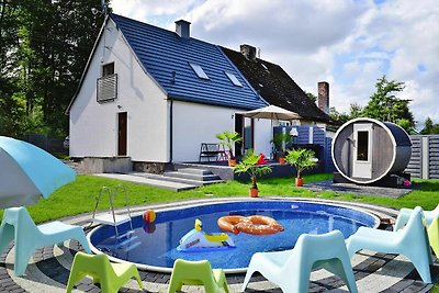 Ferienhaus mit Pool und Sauna, Choczewo-ehema...