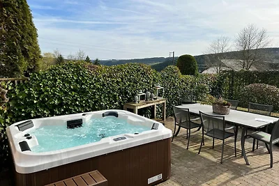 Luxuriöses Ferienhaus mit Sauna in Fauvillers