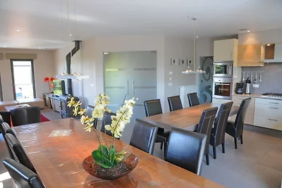 Vakantiehuis in Noiseux met tuin