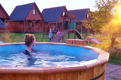 Ferienhaus in Kolczewo mit Pool