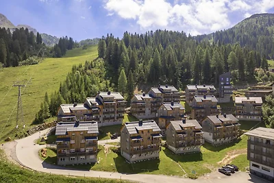 Spacious chalet near ski area