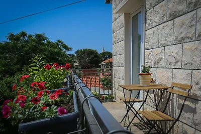 Apartments Martić - Three Bedroom Apartment w...