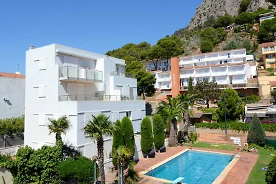 Apartment in Estartit near sea beach