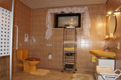 Apartamento vacacional en Ulmen con piscina.