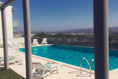 Ferienhaus in Salir do Porto mit Pool