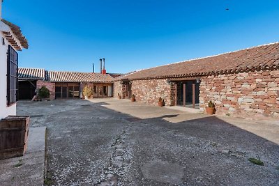 Cottage ad Alcaraz con piscina in comune