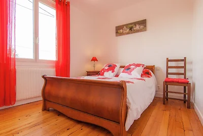 Elegantes Ferienhaus mit Garten