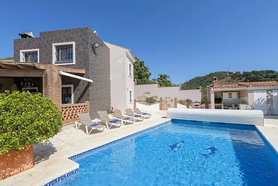 Villa Lina - Ferienhaus Mit Privatem Pool