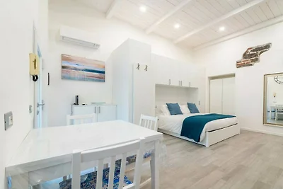 Modern Apartment in Via Carloni