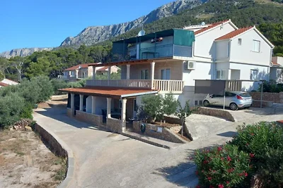 Comfort One Bedroom Apartment with Terrace an...