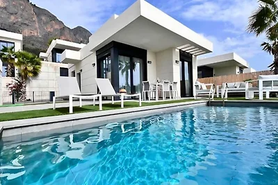 Villa a Polop Hills con Piscina Privata