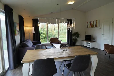 Vakantiehuis in Halfweg met terras