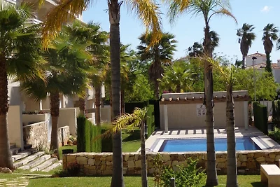 Appartamento a Pego con giardino