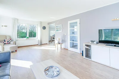 Charmante Villa in der Nähe von Meer und Wald