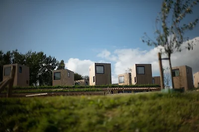 Besondere Lodge mit toller Aussicht in Gulpen