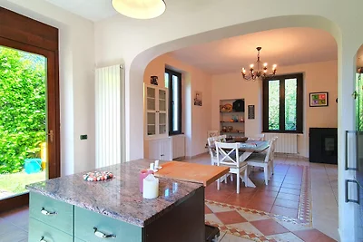 Elegante Villa mit privatem...