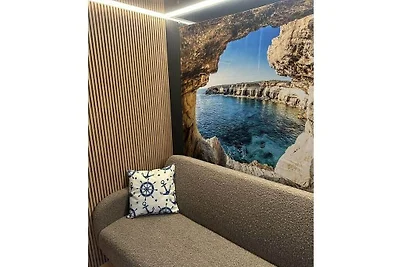 Premium Houseboat Blue Lagoon