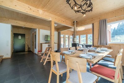 Superior Chalet met sauna en whirlpool