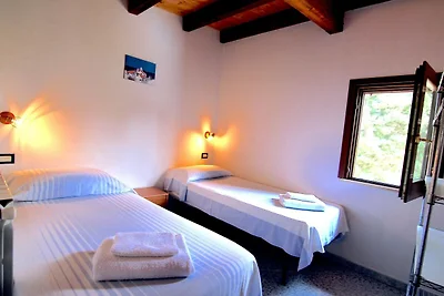 Ruim appartement met zwembad op Sicilië