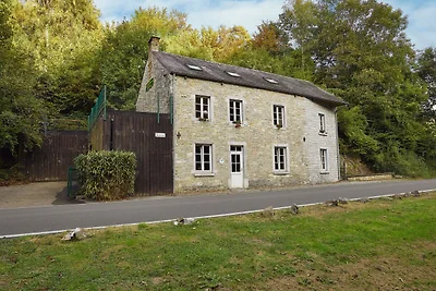 Charmantes und gut renoviertes Landhaus