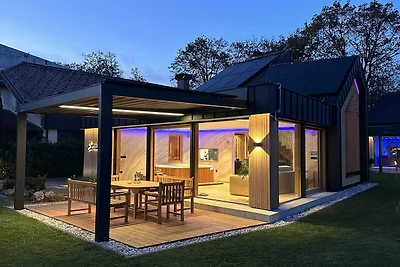 Elegant Warm Bliss Hideaway Escape Lodge - Ho...