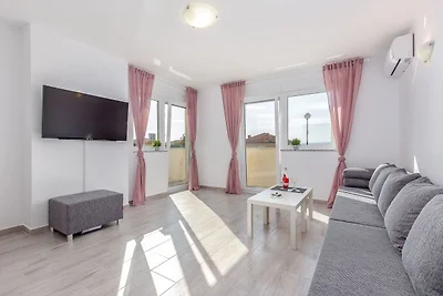 Modern appartement in Kvarner met...