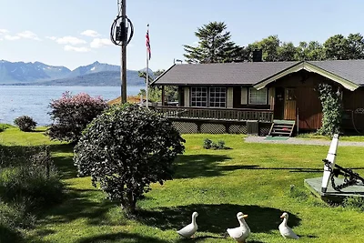 6 Personen Ferienhaus in BORKENES-By Traum