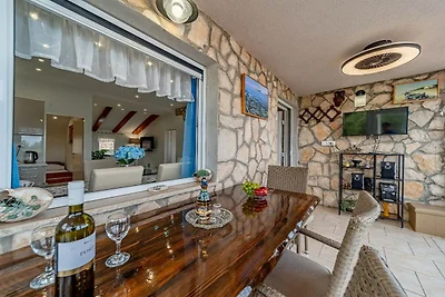 Stone House Blaca - Two Bedroom Stone House w...