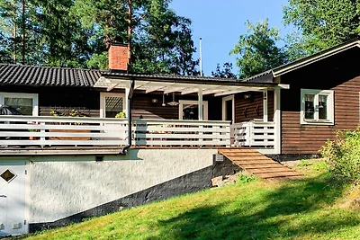Sommerhaus in der Nähe eines Sees in Sörmland