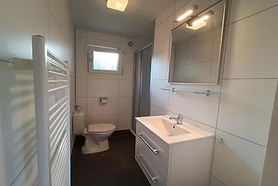 Familienchalet mit Essbereich im Freien