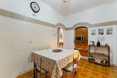 Piacevole appartamento con cortile