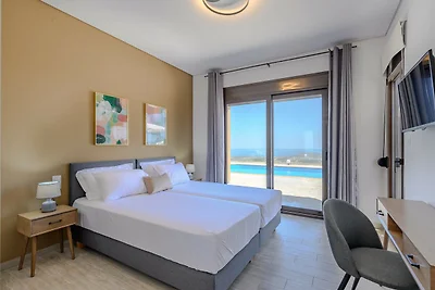 Villa in Skouloufia mit Meerblick & Pool