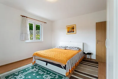 Uriges Ferienhaus in Ričice-Imotski in der Nä...